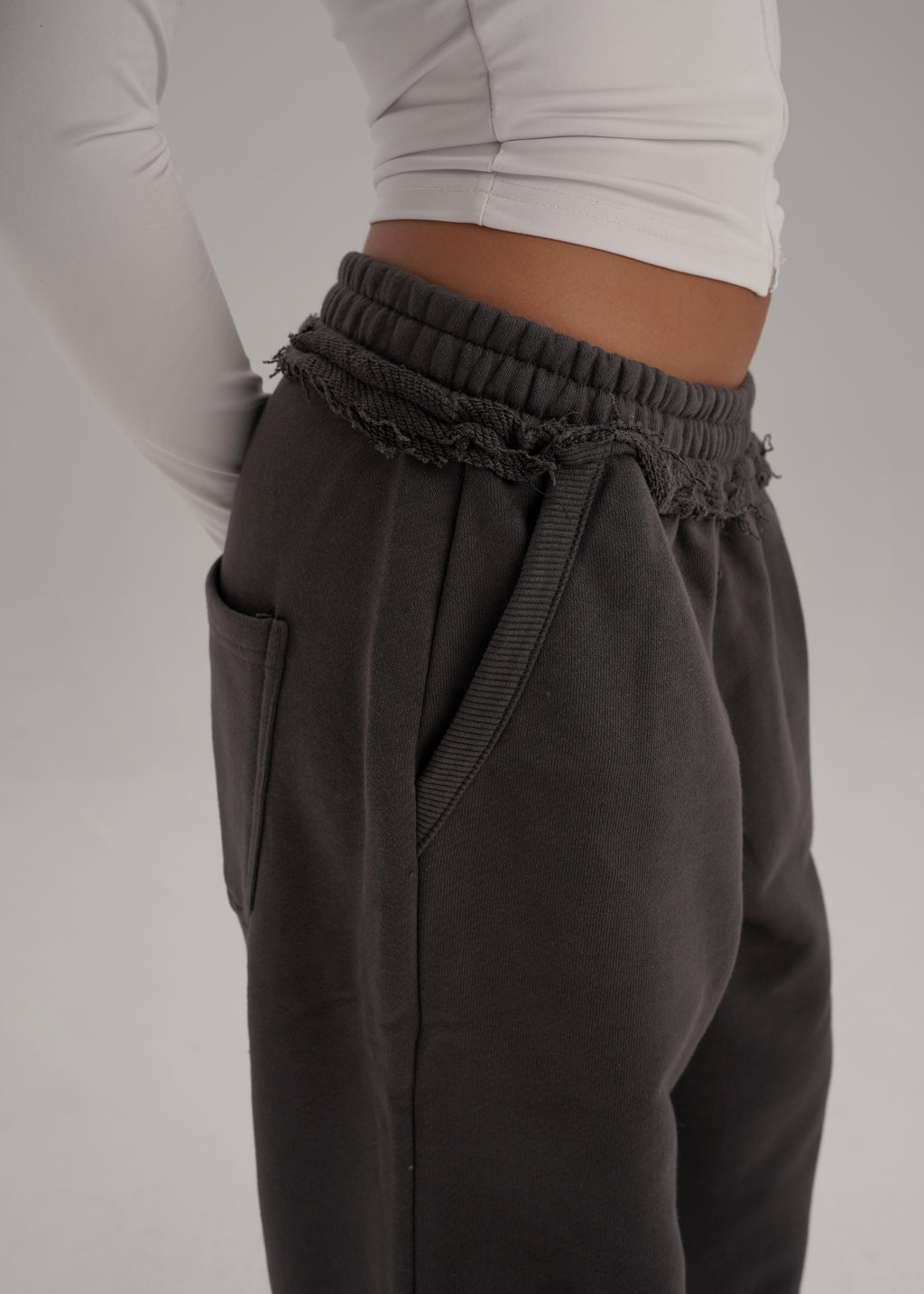 07 sweatpants